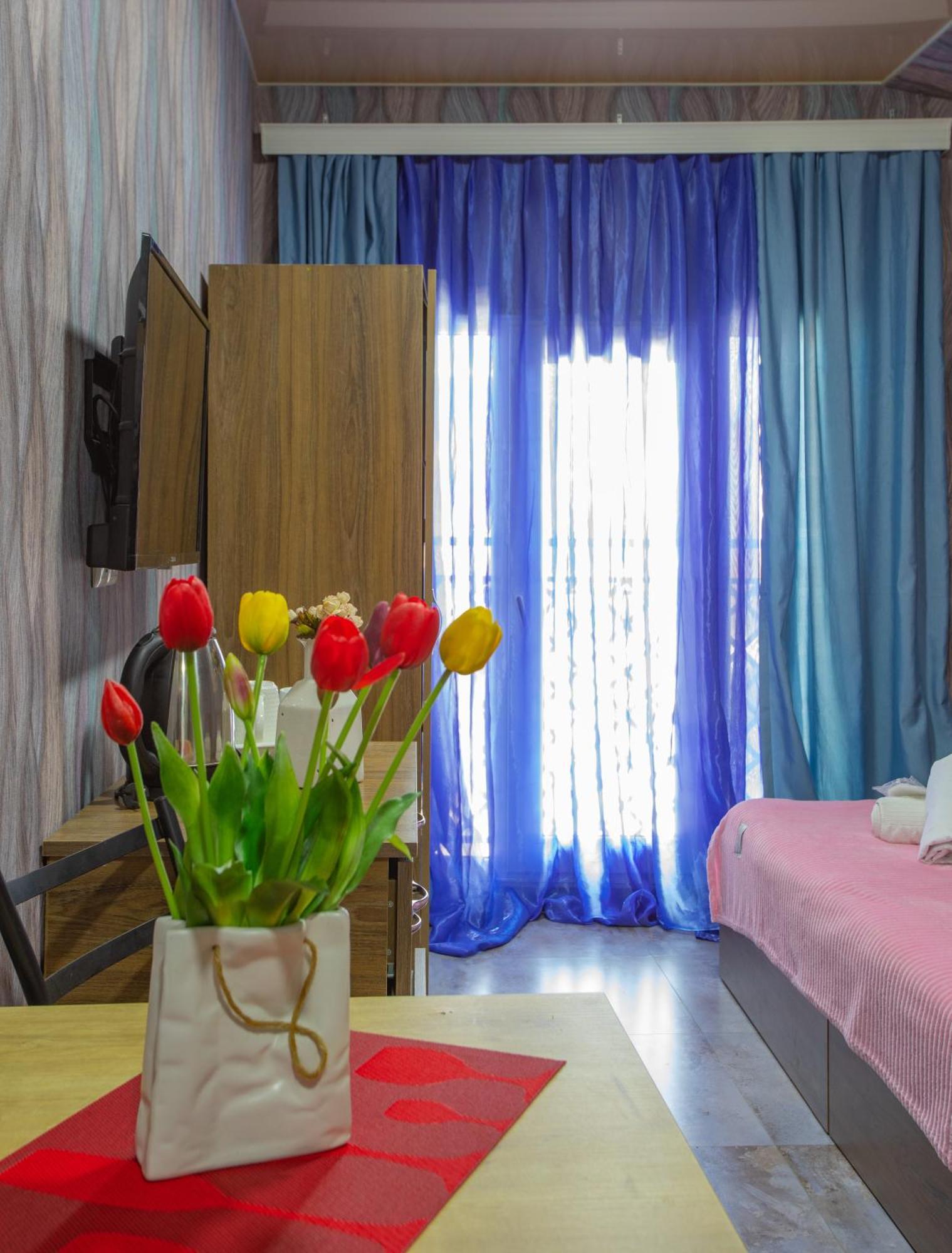 Hotel Homeland Batumi Exterior foto