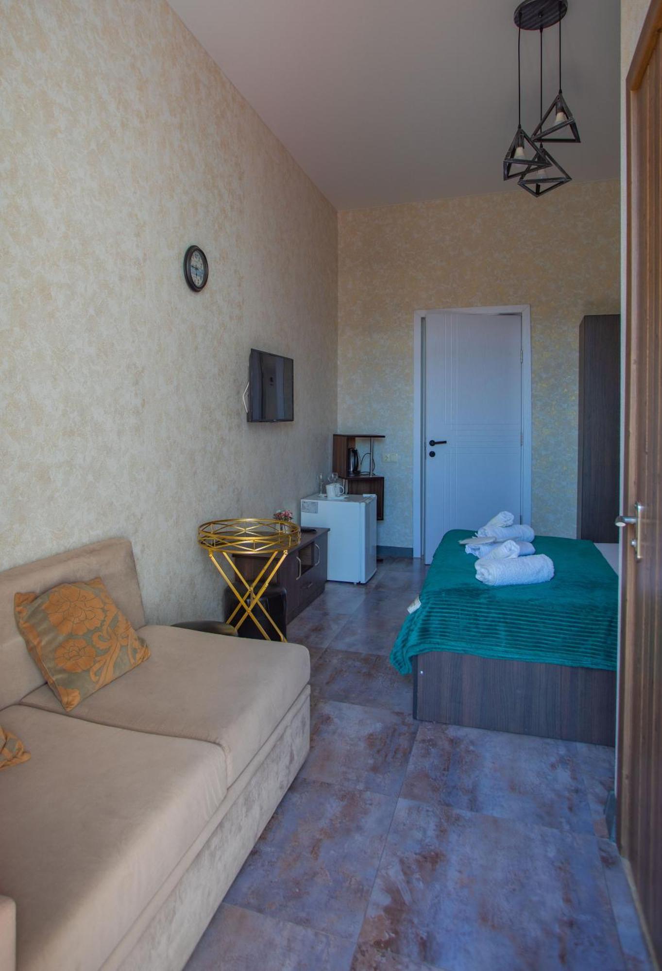 Hotel Homeland Batumi Exterior foto