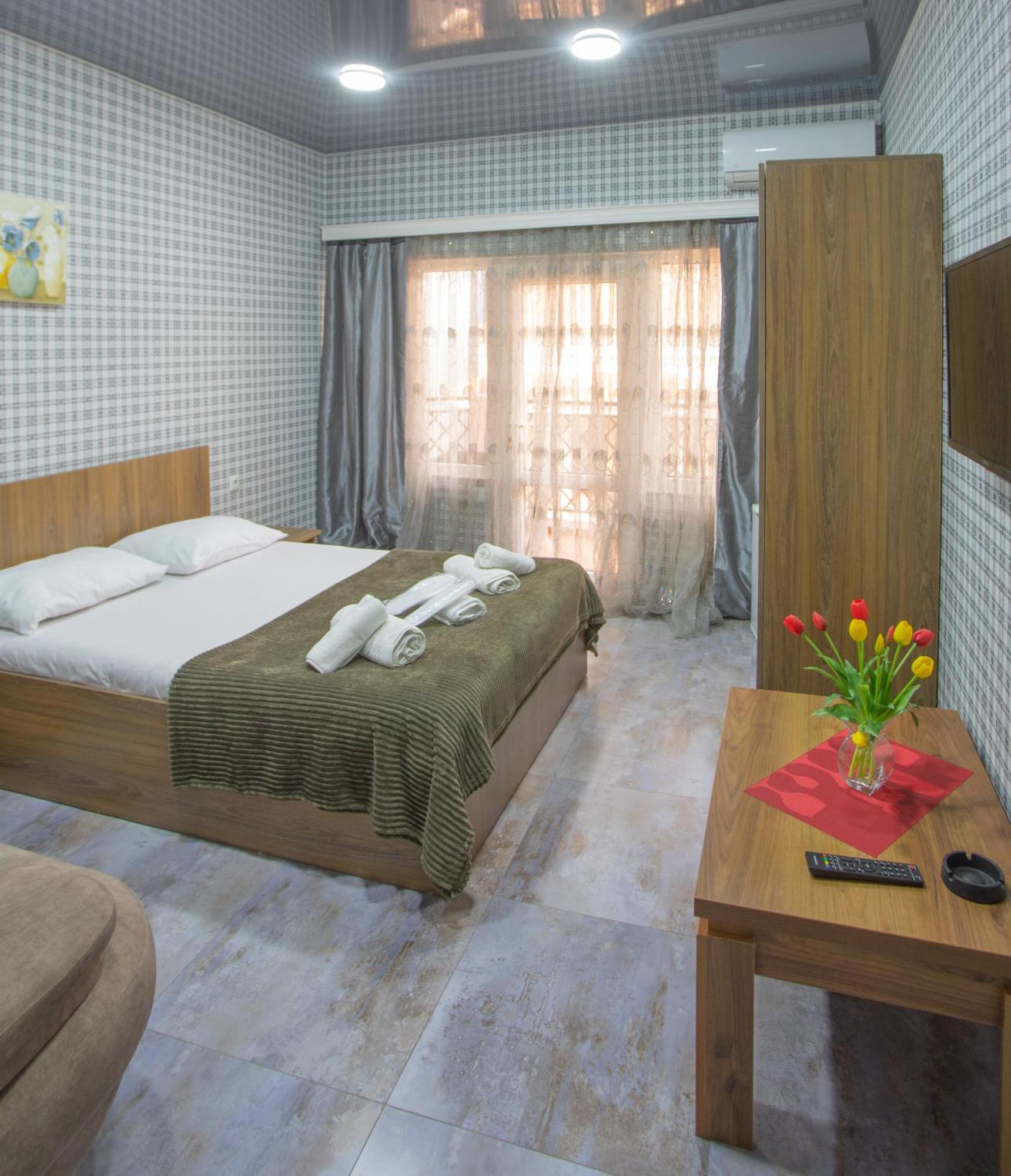 Hotel Homeland Batumi Exterior foto
