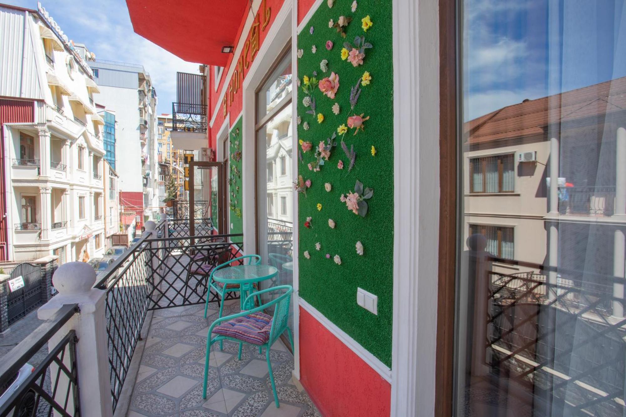 Hotel Homeland Batumi Exterior foto